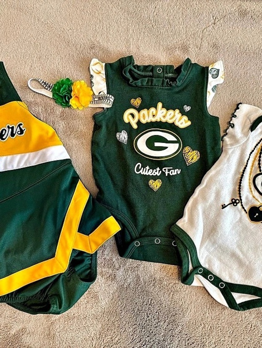 NFL Team Apparel Green Bay Packers NFL Team Apparel set Baby Green & White Like